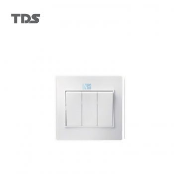 TDS 4 Series Switch Socket 13A - 3 Switch